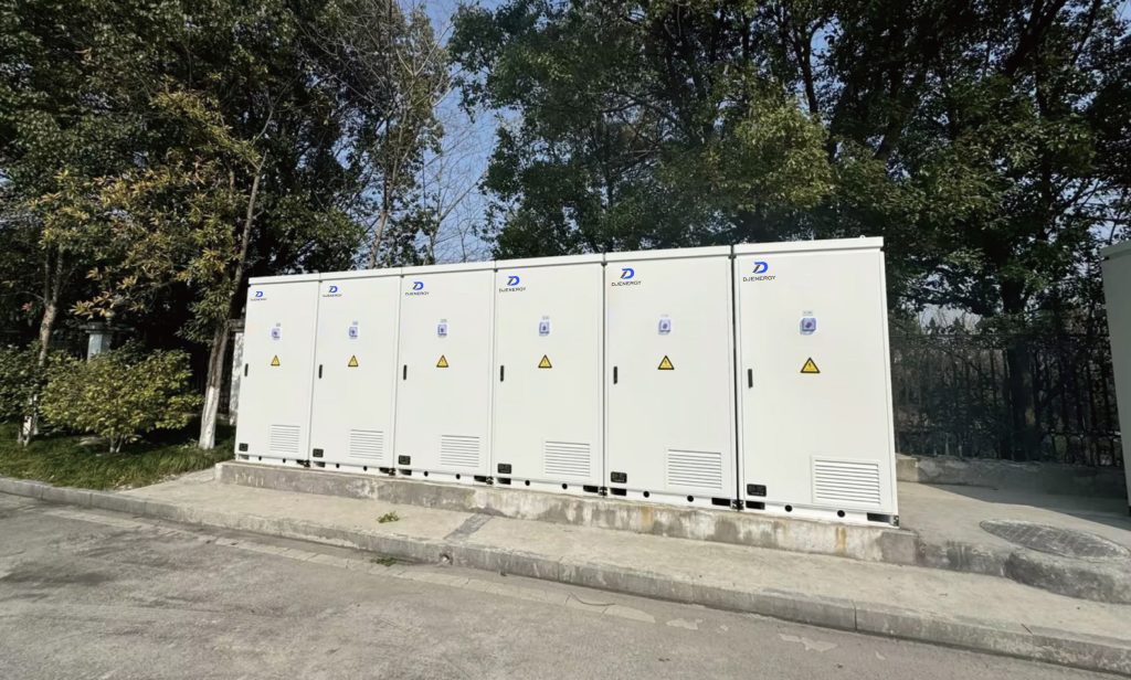 How to Choose the Right C&I ESS Cabinet: 60kW/110kWh, 100kW/174kWh, or 125kW/261kWh 4 all in one ESS